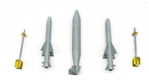 ミサイルと増槽