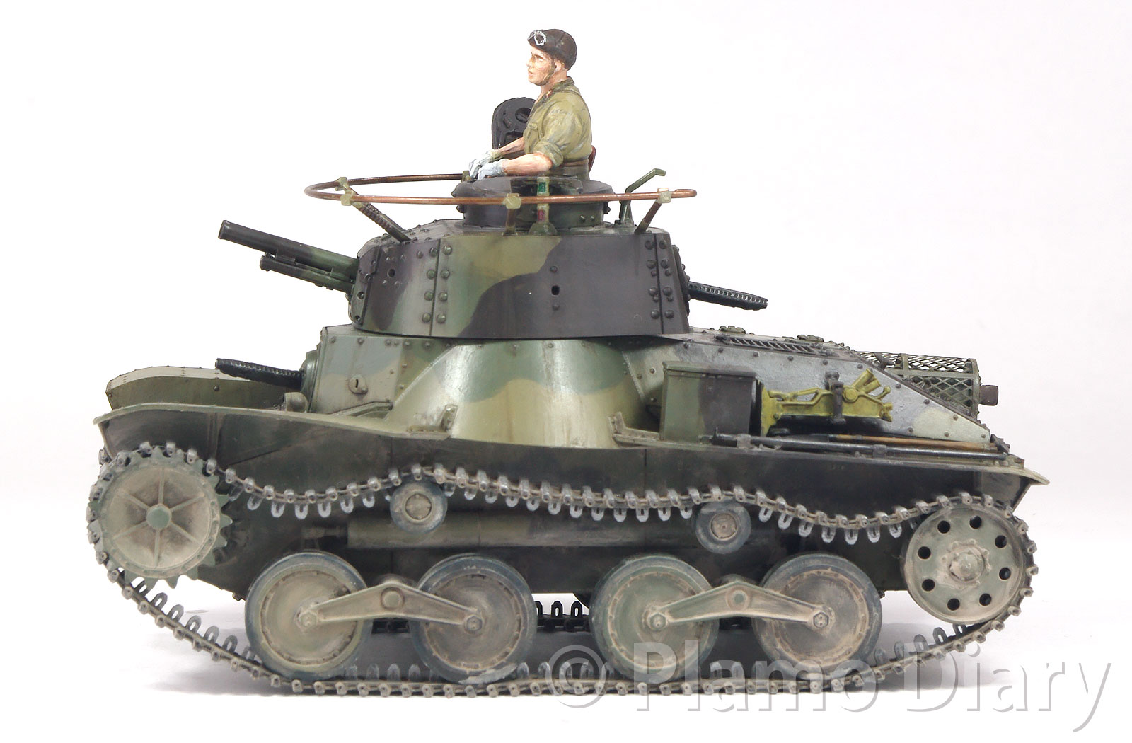 日本陸軍・4式軽戦車ケヌ 1/35 ドラゴン