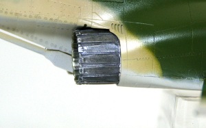 RF-4Eファントム2　エンジンの外側の塗装