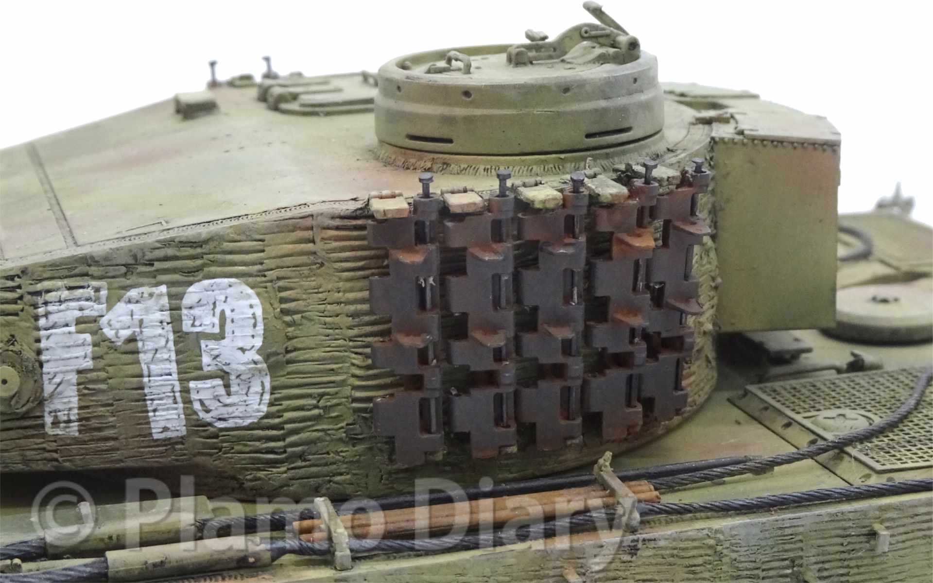 砲塔の予備履帯