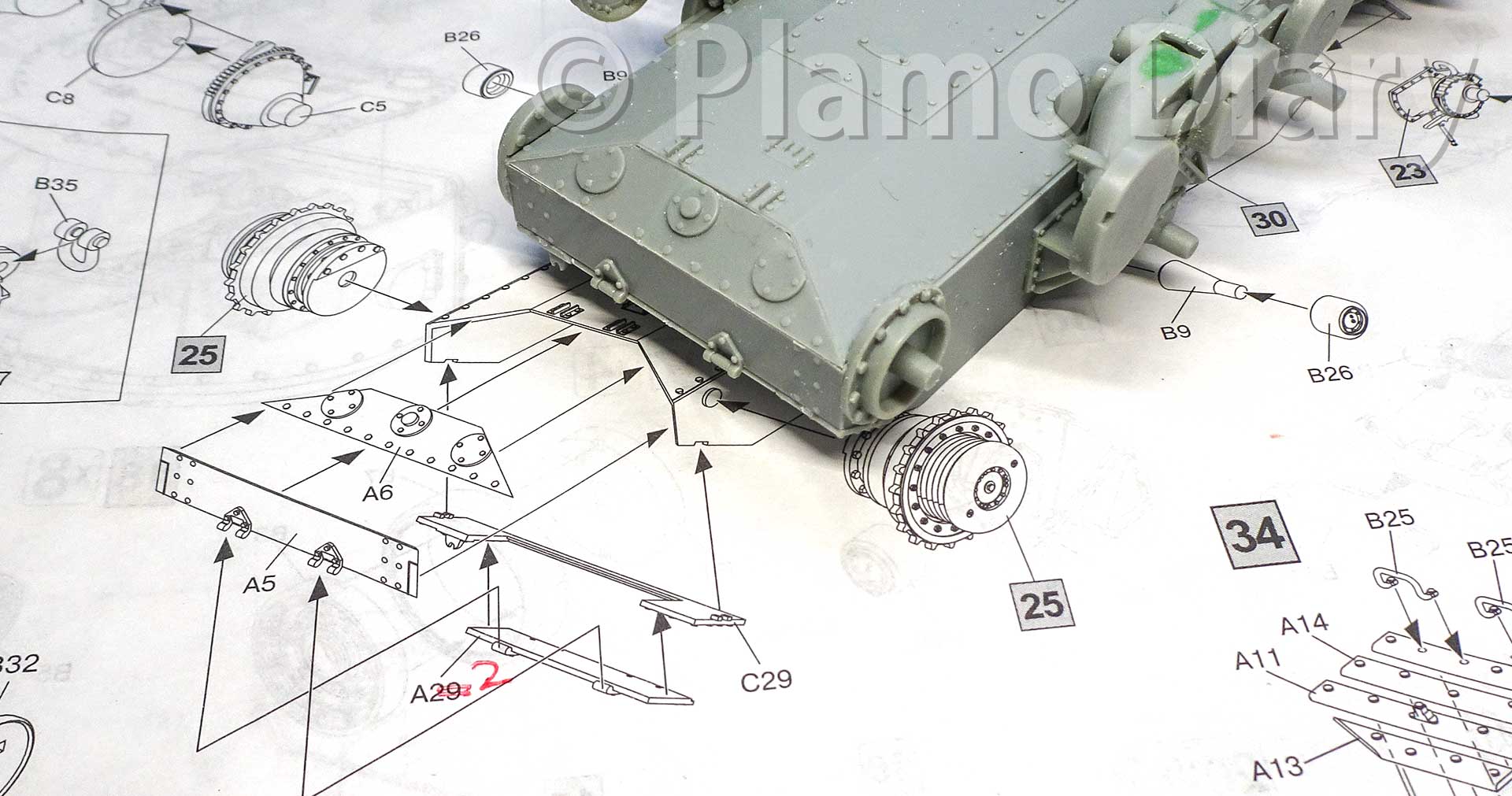 車体下部の組み立て