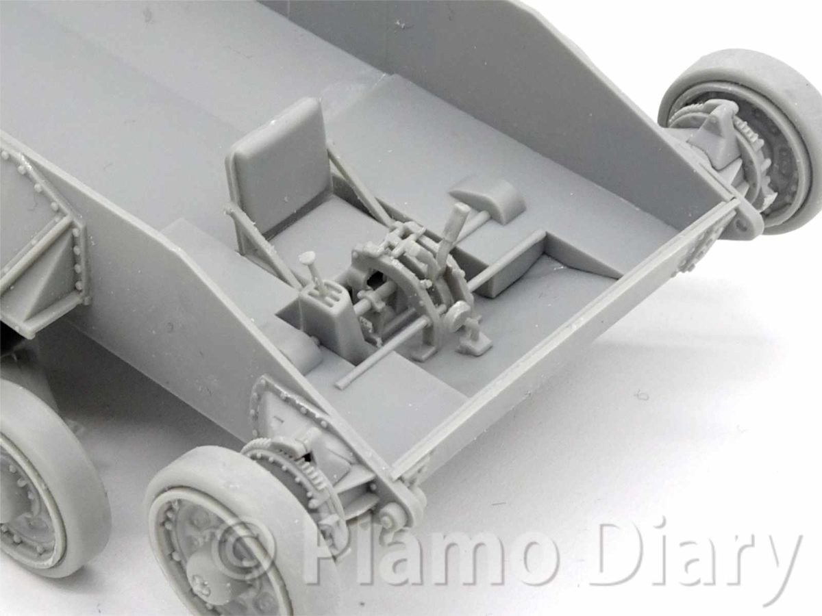 運転席の組み立て