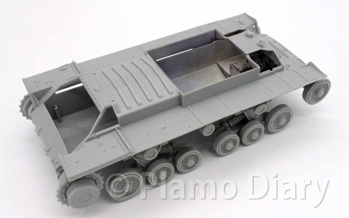 車体上部の接着