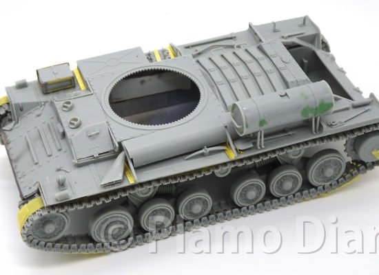 車体左側の組み立て